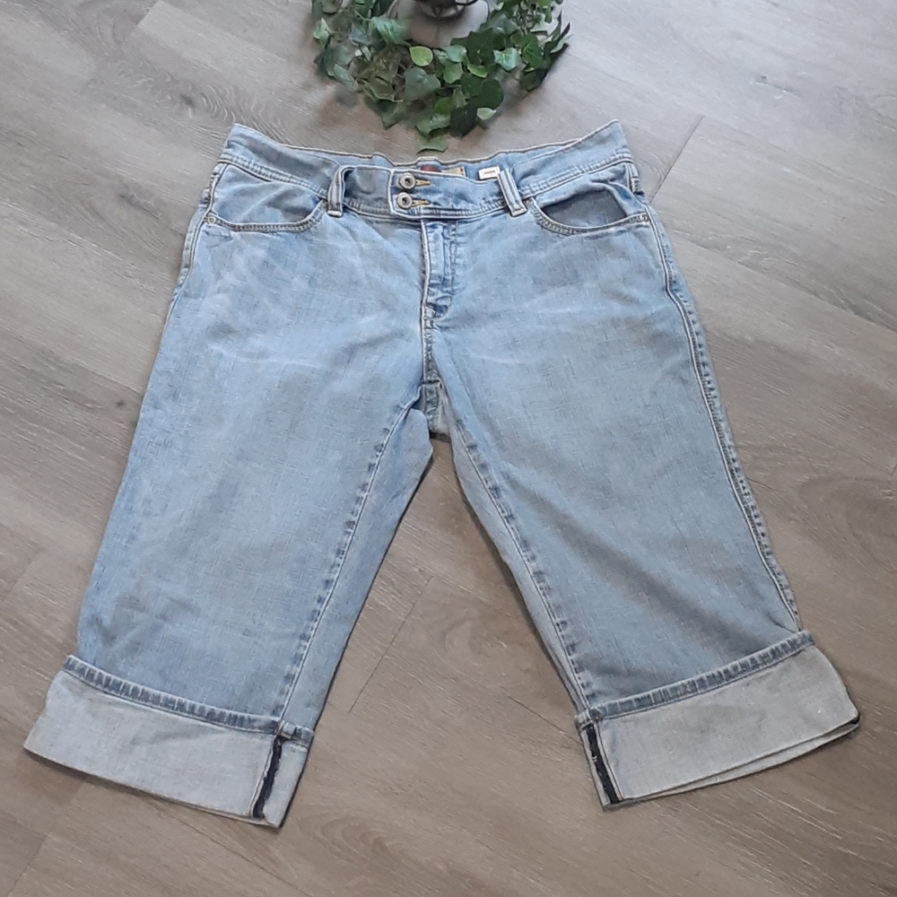 Old Navy low waist jean capris